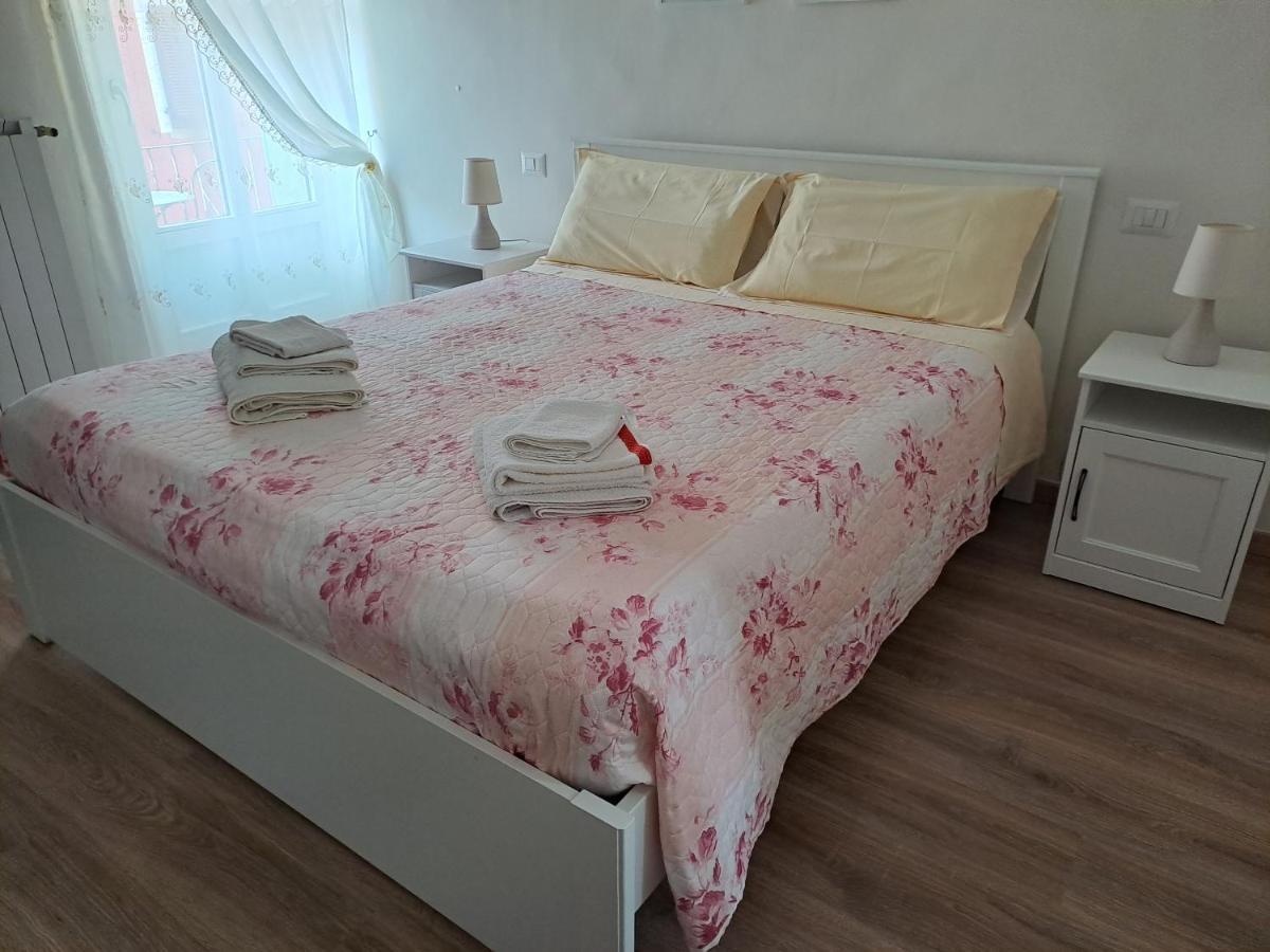 Отель Casa Sabina Интра Экстерьер фото